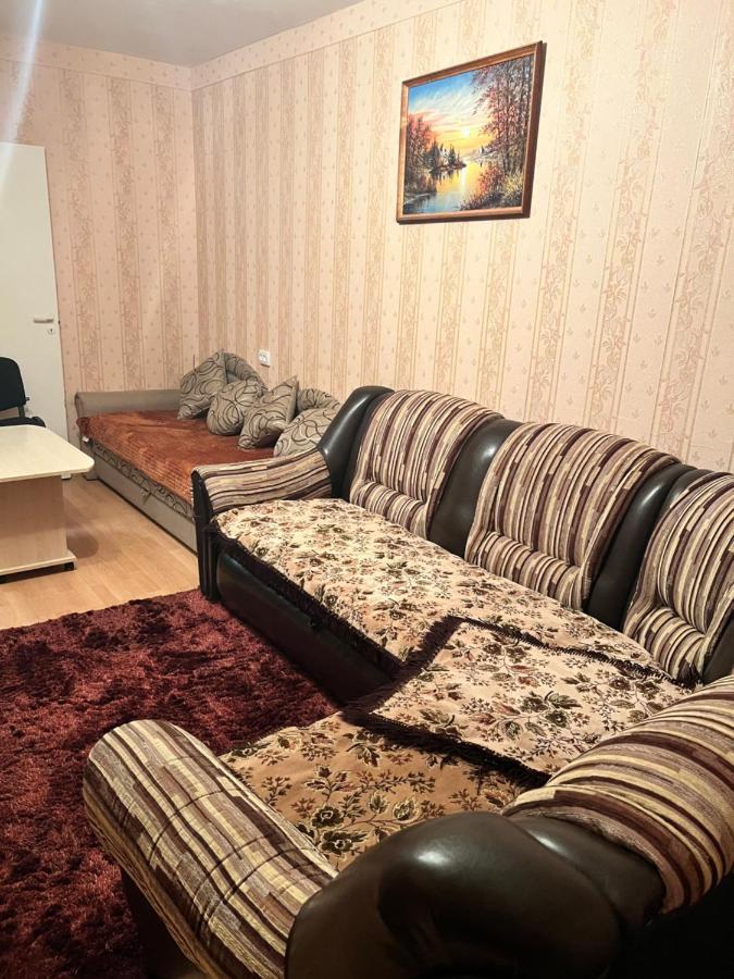 Ореховая горка Апартаменты с балконом и лифтом Нарва Екстер'єр фото