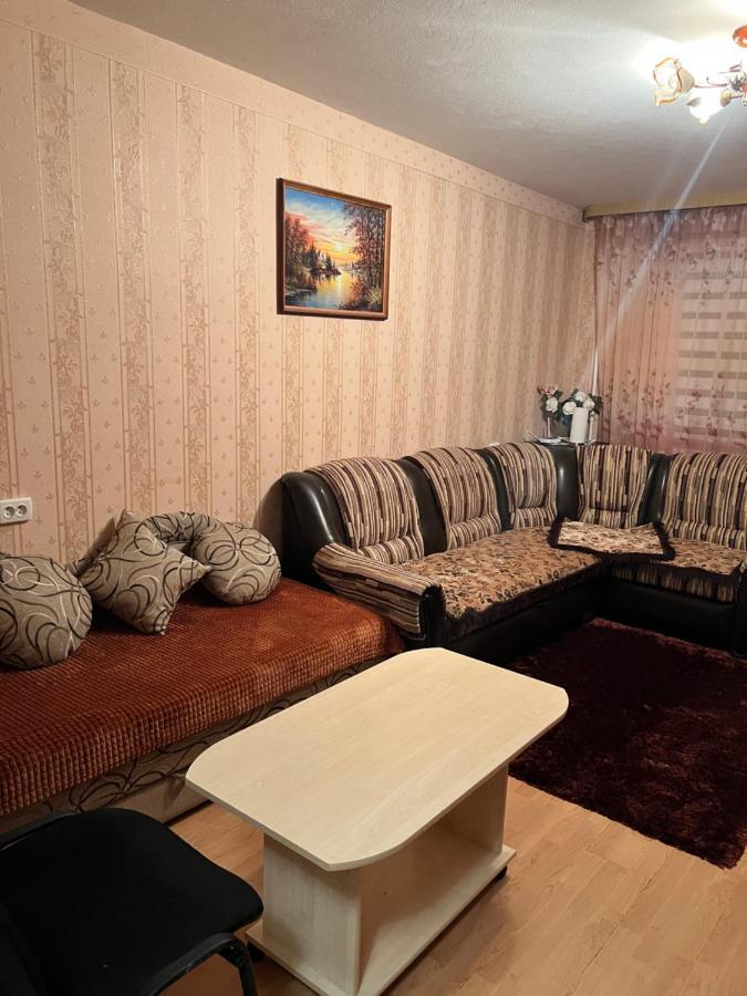 Ореховая горка Апартаменты с балконом и лифтом Нарва Екстер'єр фото