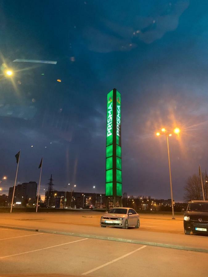 Ореховая горка Апартаменты с балконом и лифтом Нарва Екстер'єр фото