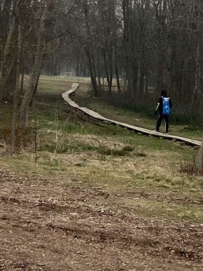 Ореховая горка Апартаменты с балконом и лифтом Нарва Екстер'єр фото