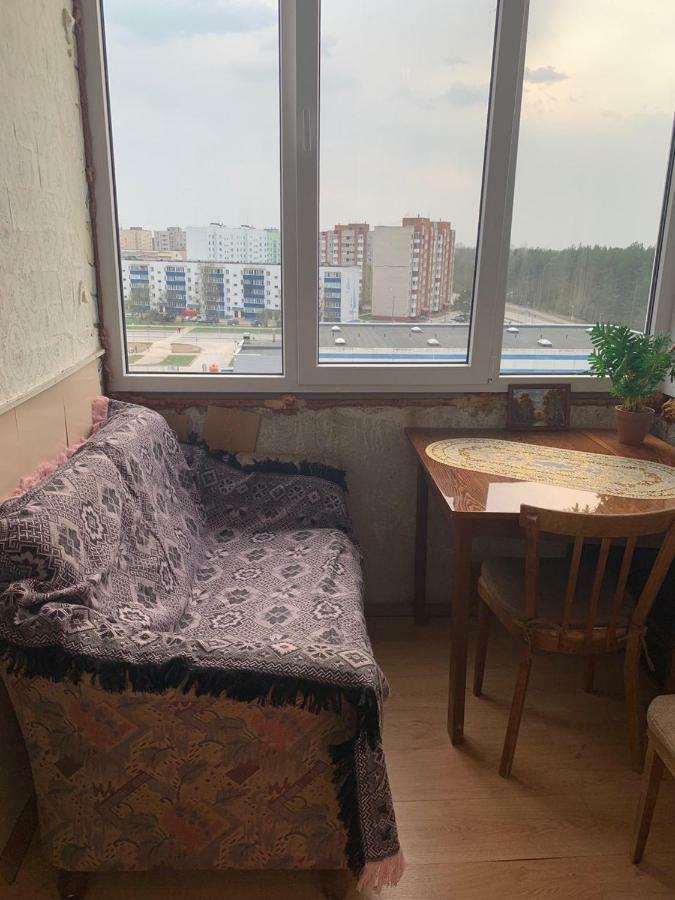 Ореховая горка Апартаменты с балконом и лифтом Нарва Екстер'єр фото